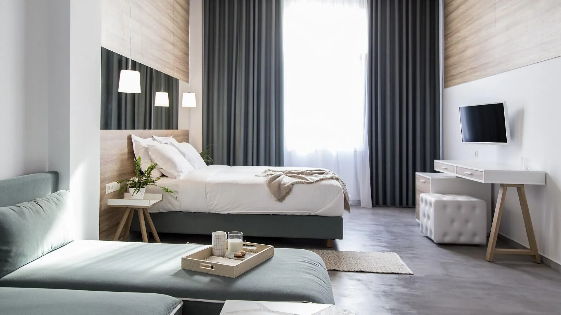 Monogram Hotel Szaloniki 4*,
